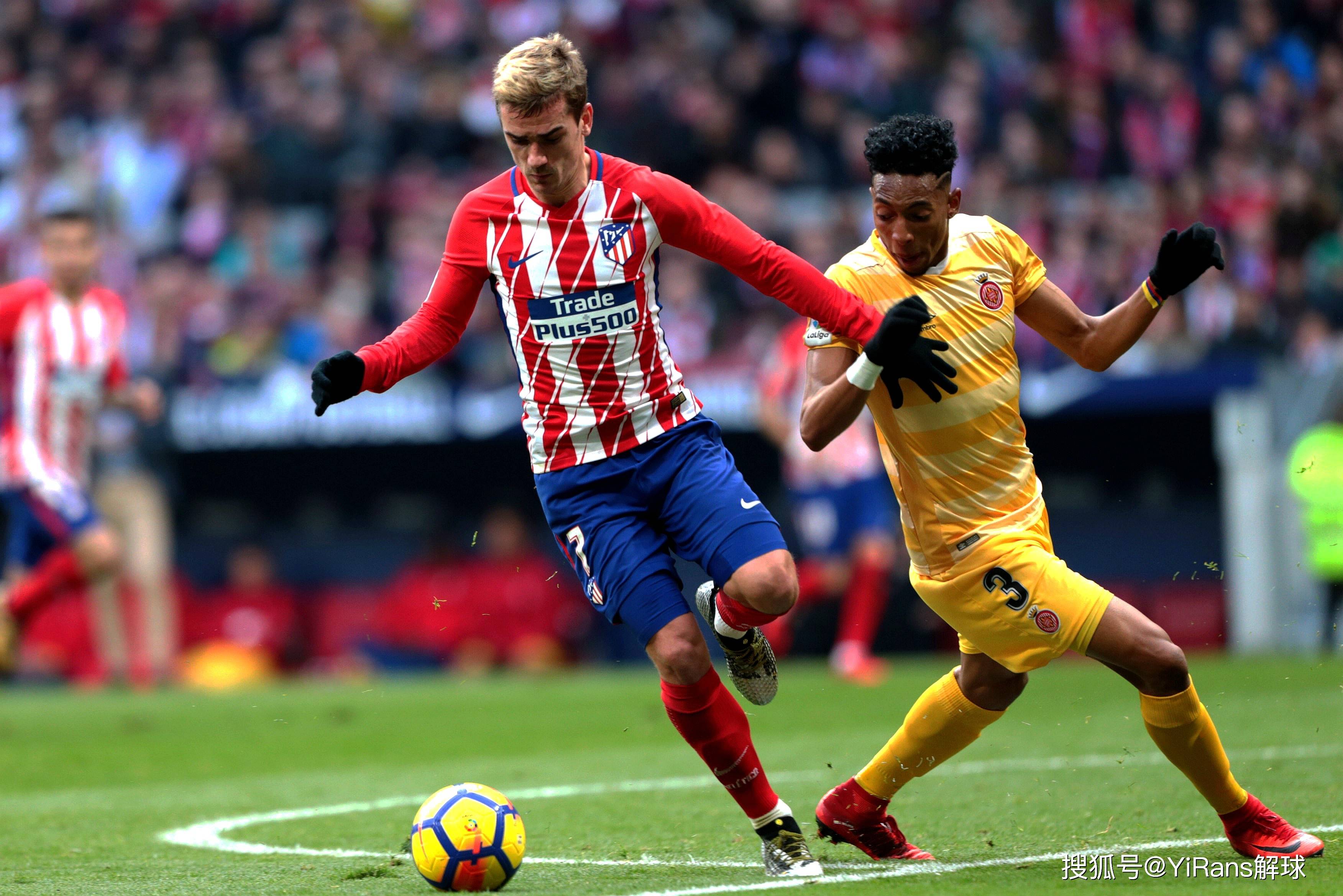 包含马德里竞技球队合作默契，场上互助！的词条