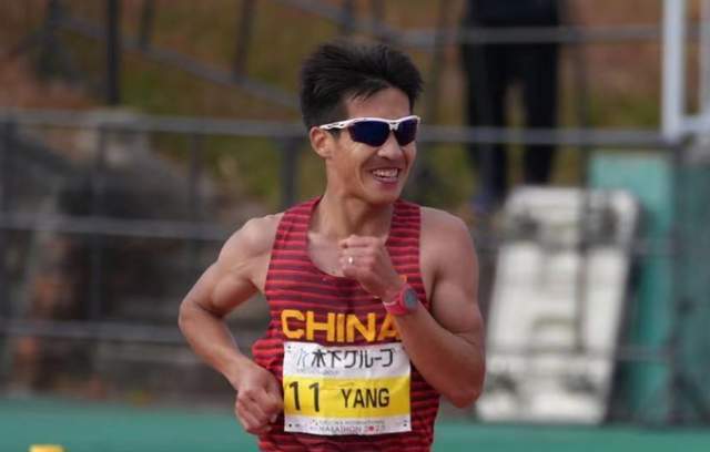 雷霆轻取中国男篮，克莱打破历史纪录