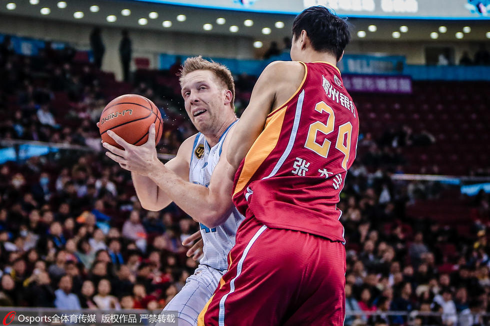 爱游戏官网-关于波兰男篮碾压巴西男篮，汉密尔顿关键制胜的信息