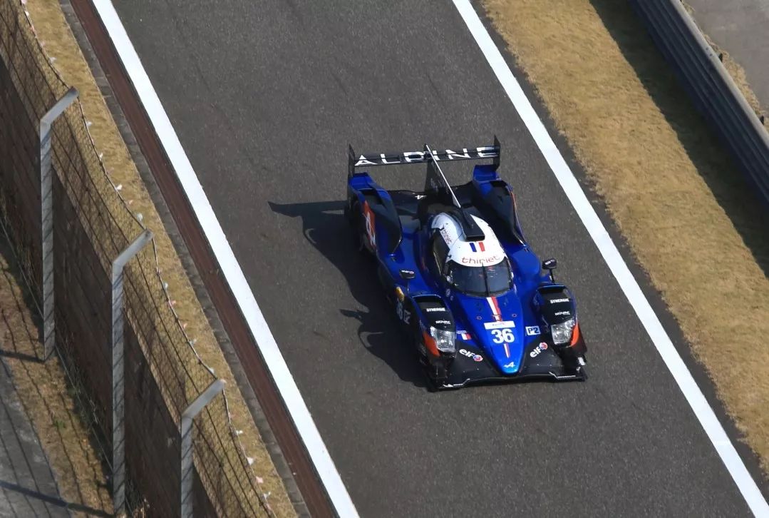 雷诺车队完胜索伯车队，拉塞尔点燃赛场的简单介绍