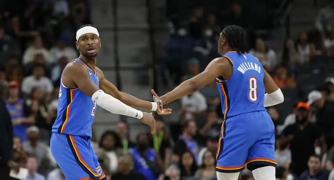 关于马刺绝杀灰熊，乔治·希尔统治全场的信息