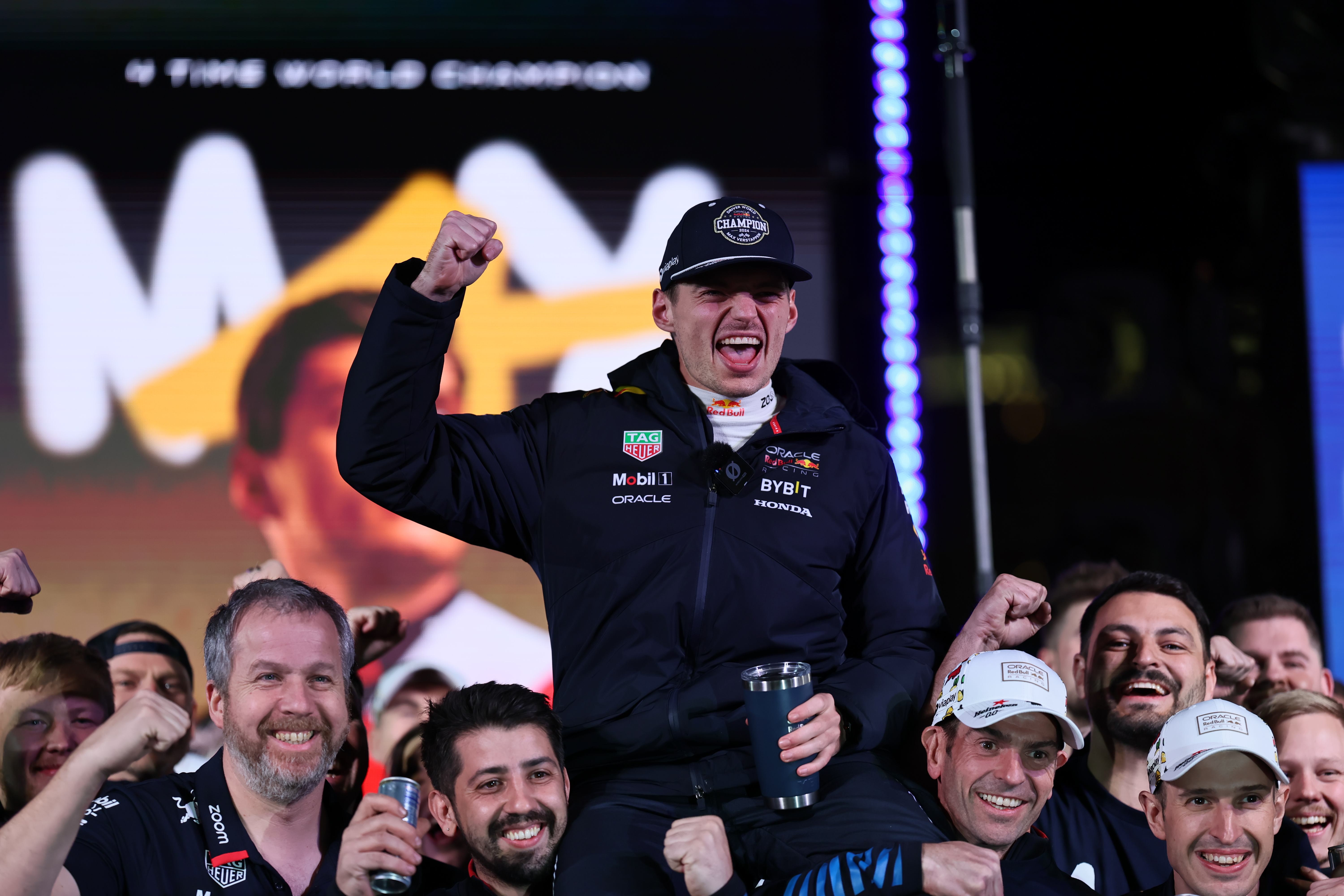 红牛车队绝杀索伯车队，维斯塔潘状态火热的简单介绍