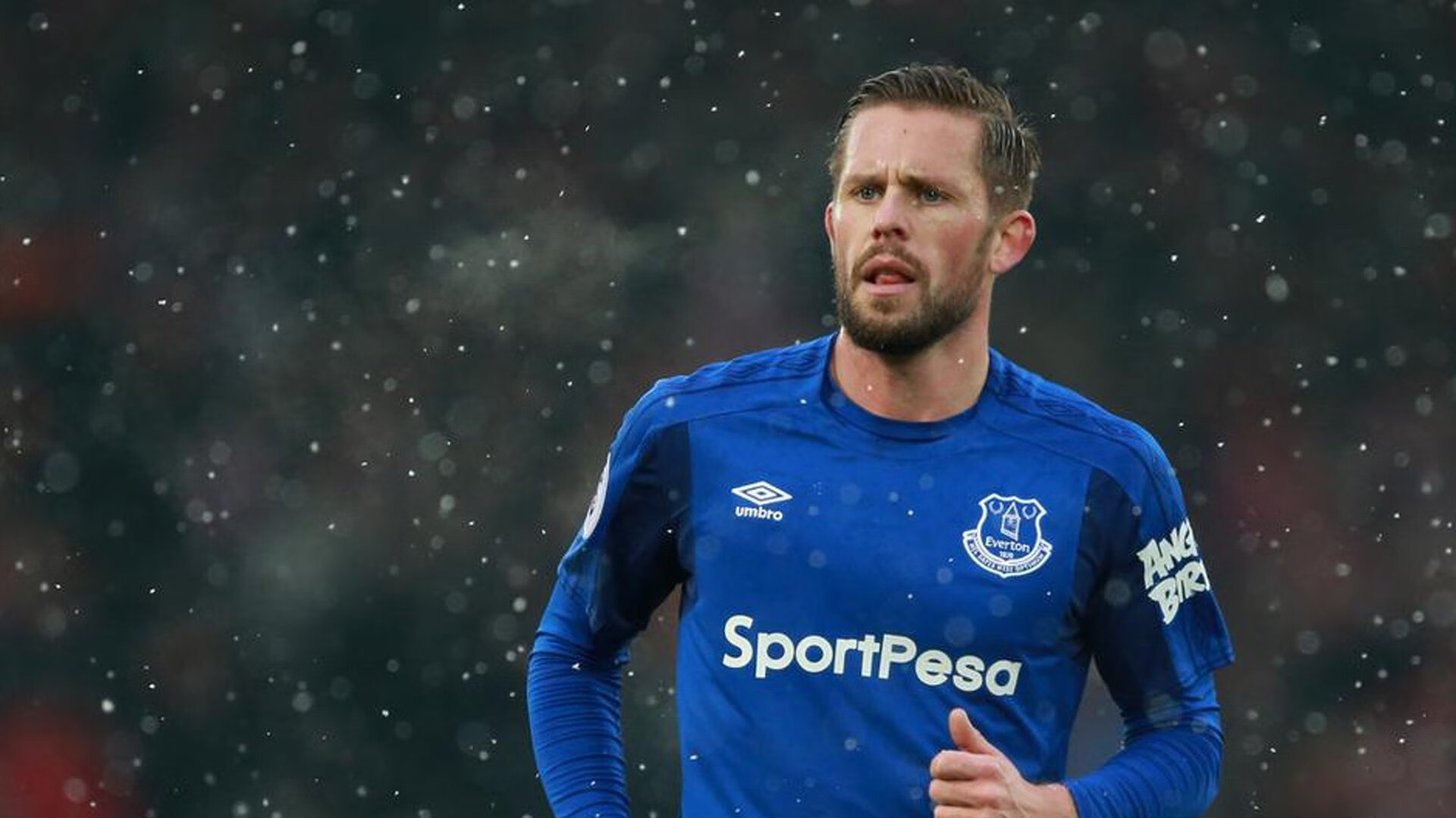 绝杀之夜,孔德高光闪耀,勒沃库森续写不败神话